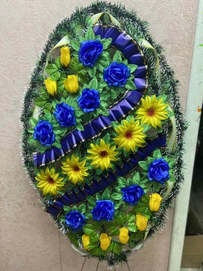 Ритуальні товари Вінок 424-3 140-60 см Ритуальні товари Вінок 424-3 140-60 см